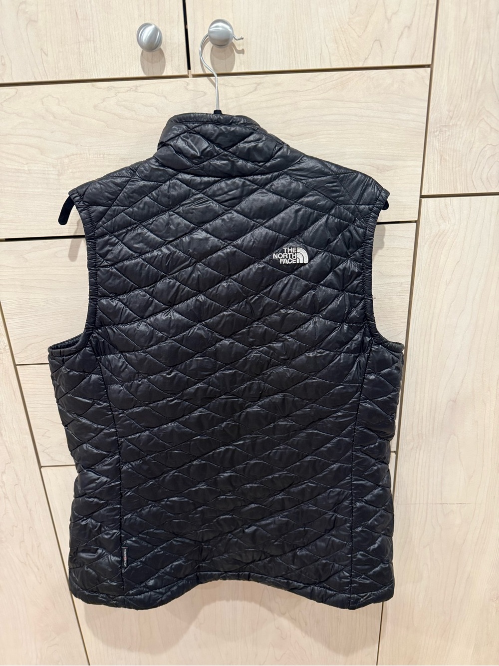 The North Face Black Quilted Puffer Vest 🖤 XL - Picture 2 of 4